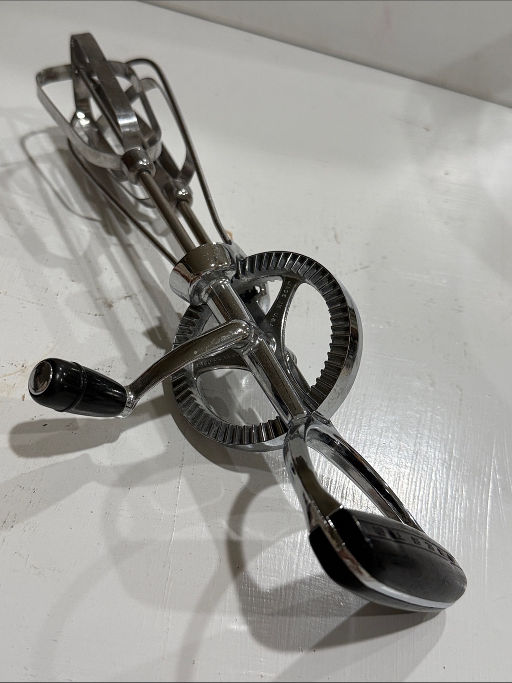 ECKO Vintage Manual Hand Mixer Whisk Egg Beater Black & Silver 1940’s 1960’s Big